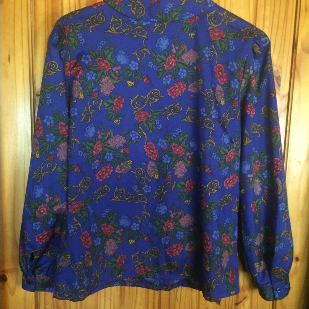 Vintage Hidden Button Dark Blue Pattern Blouse - image 5